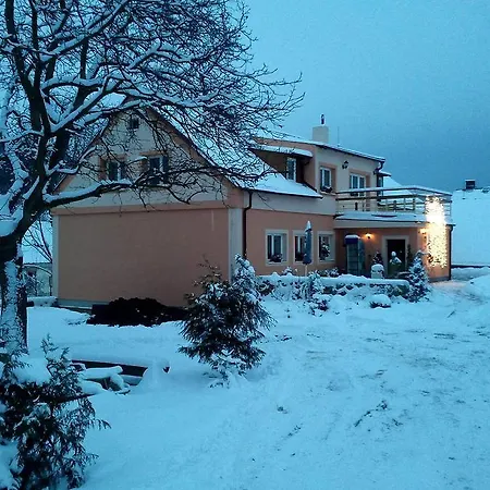 Hugo Casa de hóspedes Sedlec-Prcice