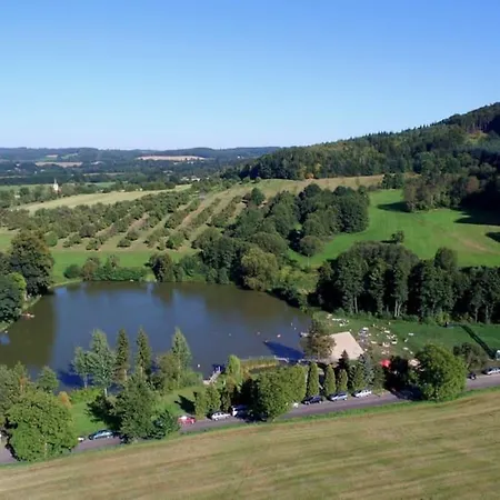 Hugo Casa de hóspedes Sedlec-Prcice