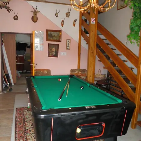 Casa de hóspedes Hugo 3*